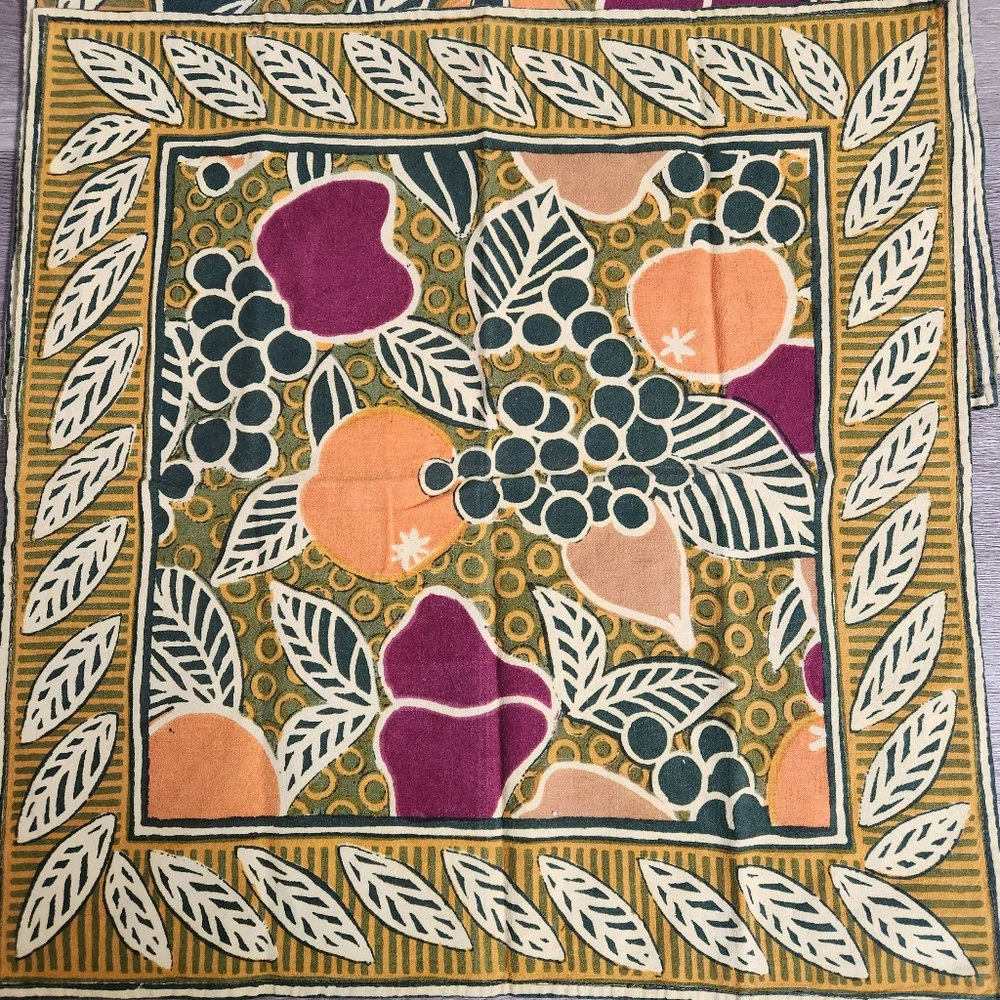 Vintage‎ Pottery Barn Fruit Leaf Cotton Placemats Set of 2 Mustard Orange Purple